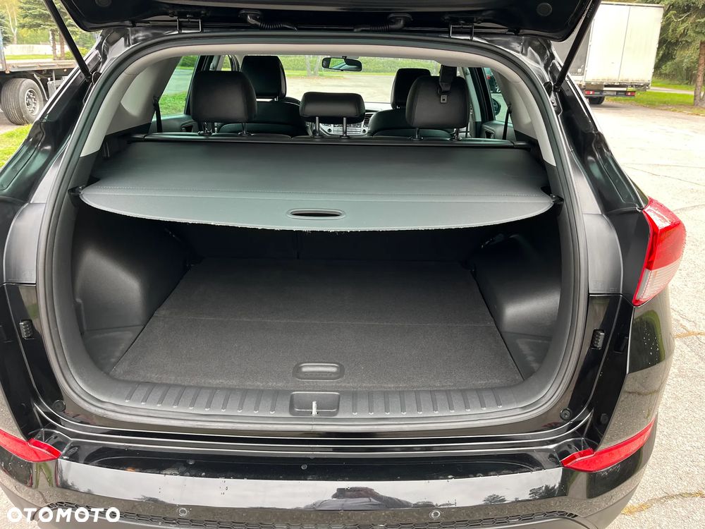 Hyundai Tucson 1.6 GDi 2WD Select - 12