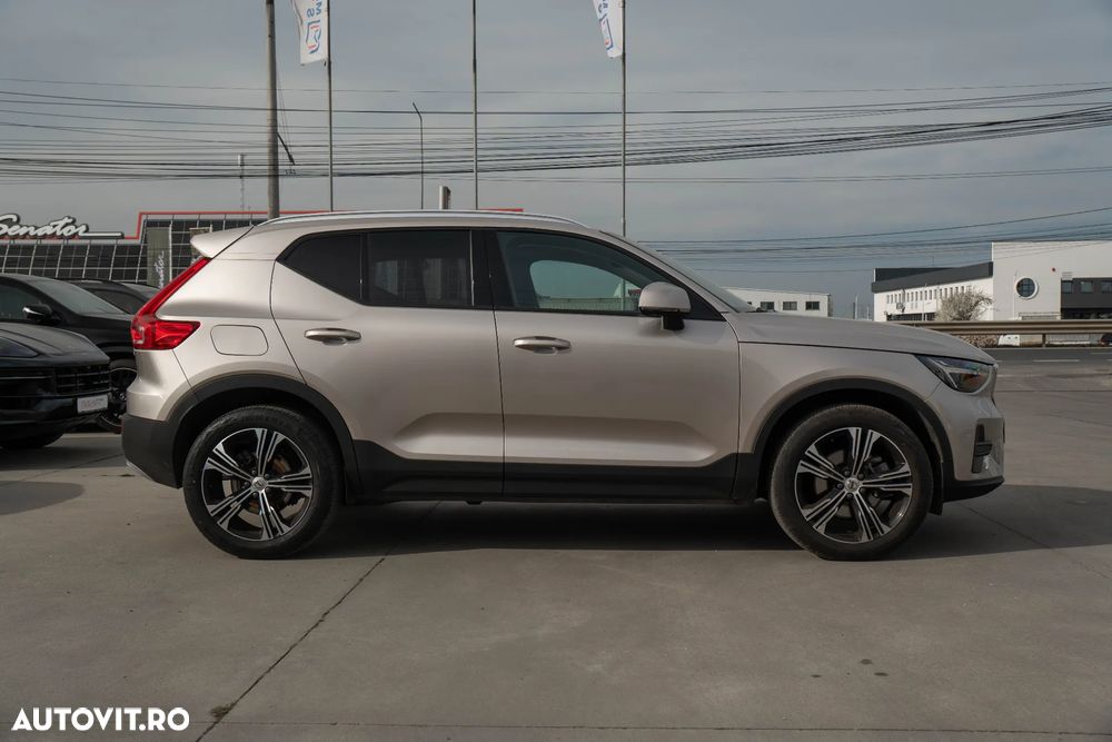 Volvo XC 40 B3 AT FWD MHEV Core - 8