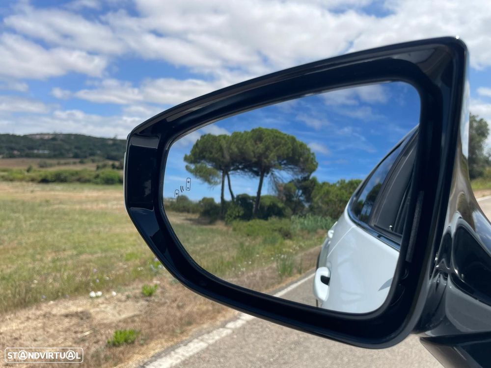 Lexus UX 250h Sport (Ecrã 12.3) - 37