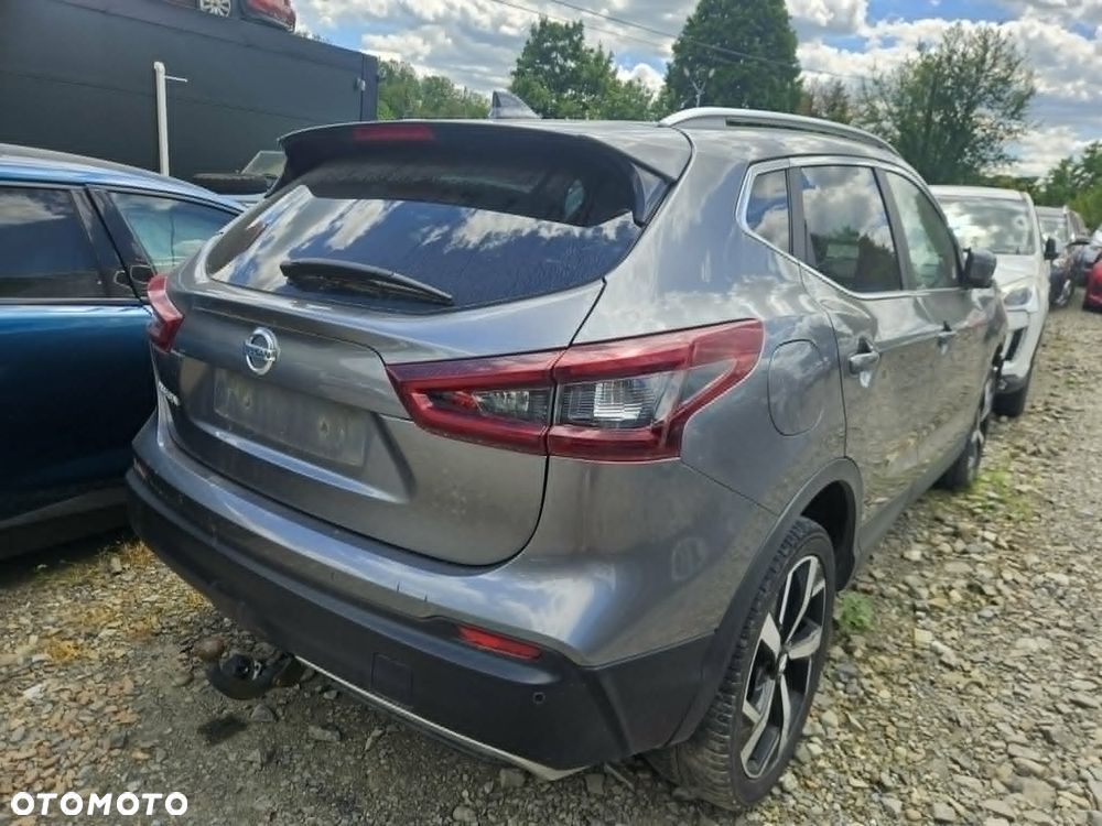 Nissan Qashqai 1.5 dCi DCT TEKNA - 2