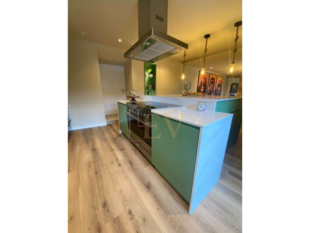 Moradia Independente com Piscina - Dossãos, Vila Verde - Grande imagem: 2/19