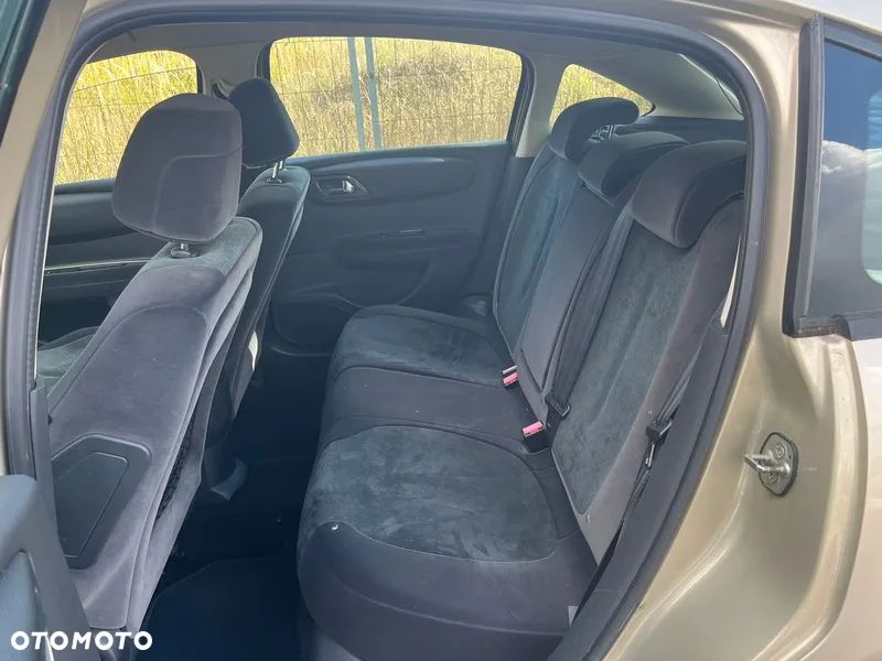 Citroën C4 1.6 HDi Impress - 8