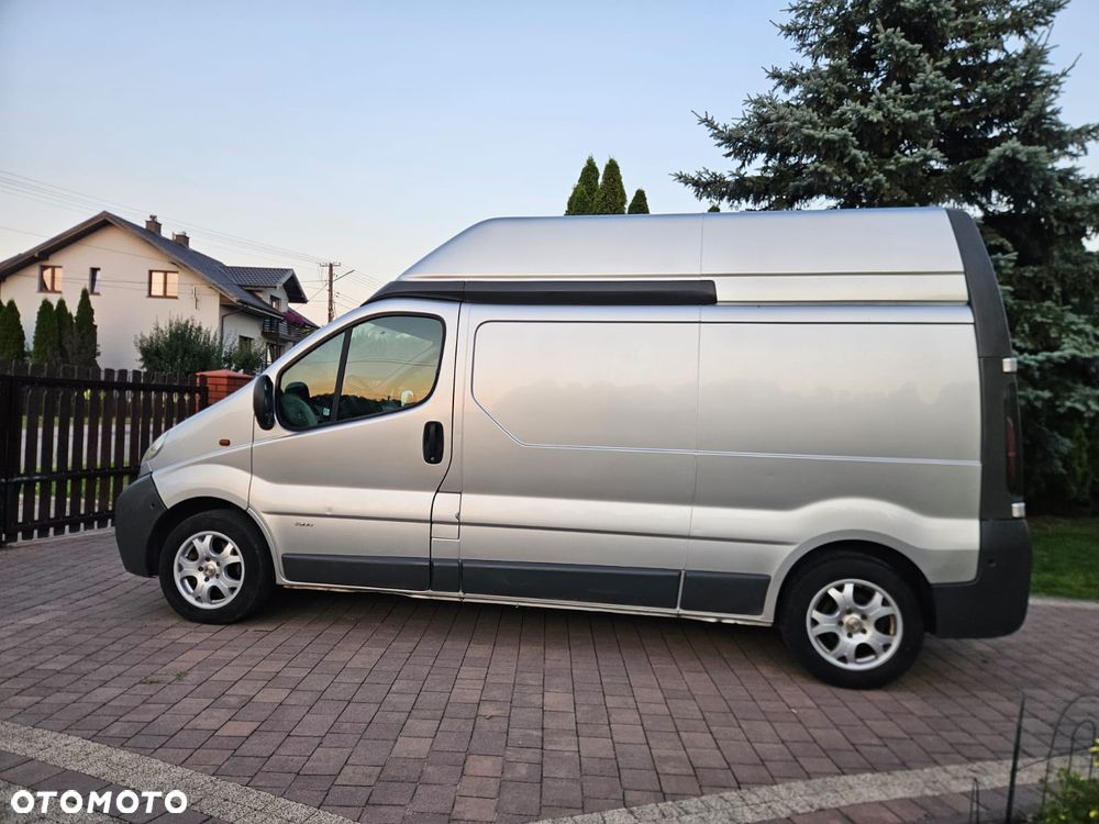 Opel Vivaro - 2