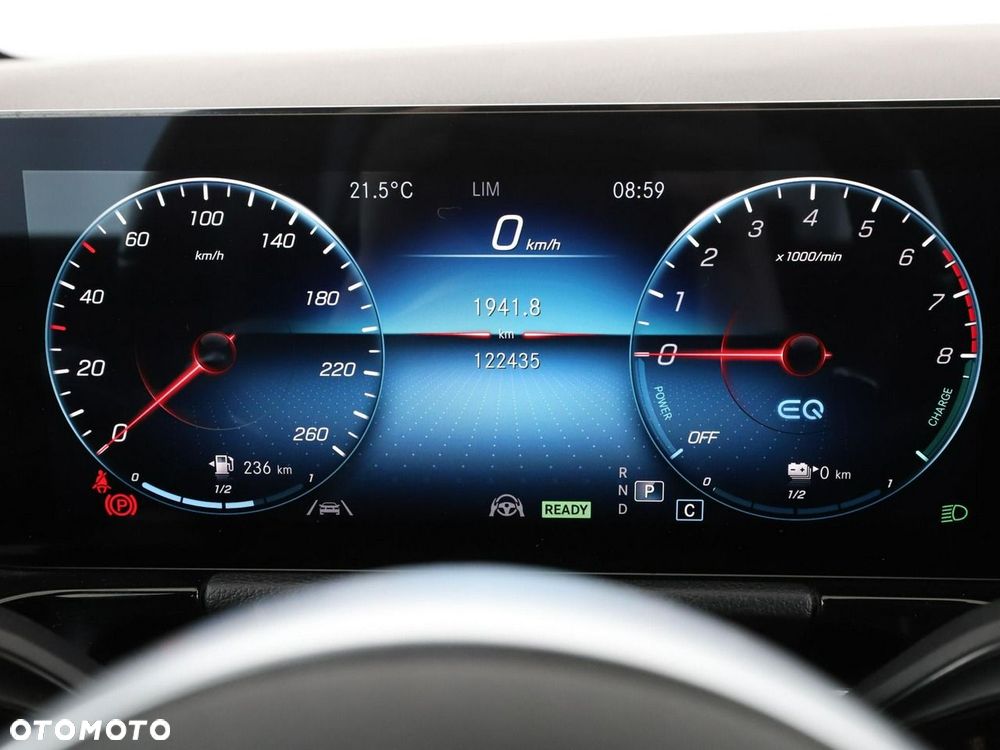 Mercedes-Benz GLA 250 e PHEV AMG Line 8G-DCT - 23