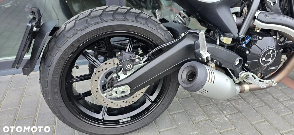 Ducati Scrambler - 16