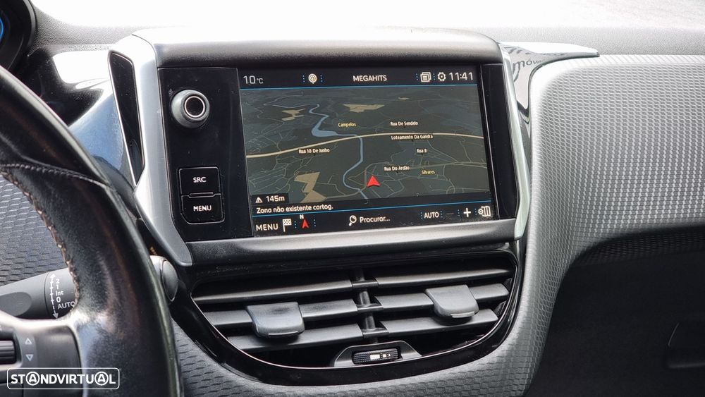 Peugeot 208 1.2 PureTech GT Line - 9