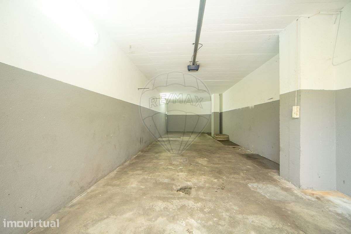 Garagem  para arrendamento - Grande imagem: 2/5