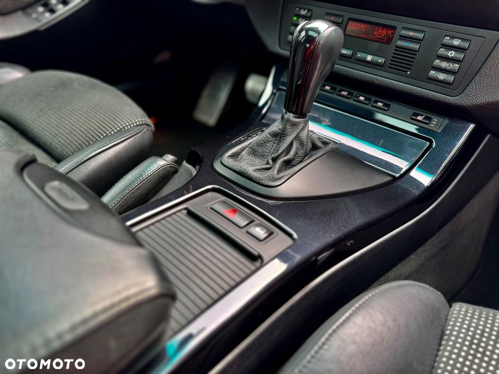 BMW X5 4.6is - 19