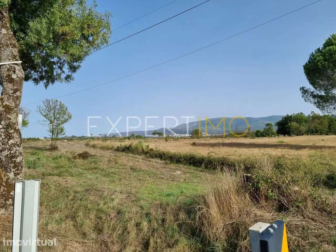 Terreno ao lado da EN 17 Gouveia-Seia - Grande imagem: 3/25