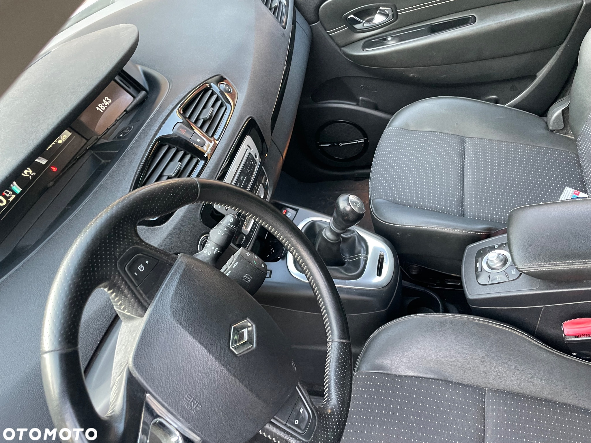Renault Scenic - 9