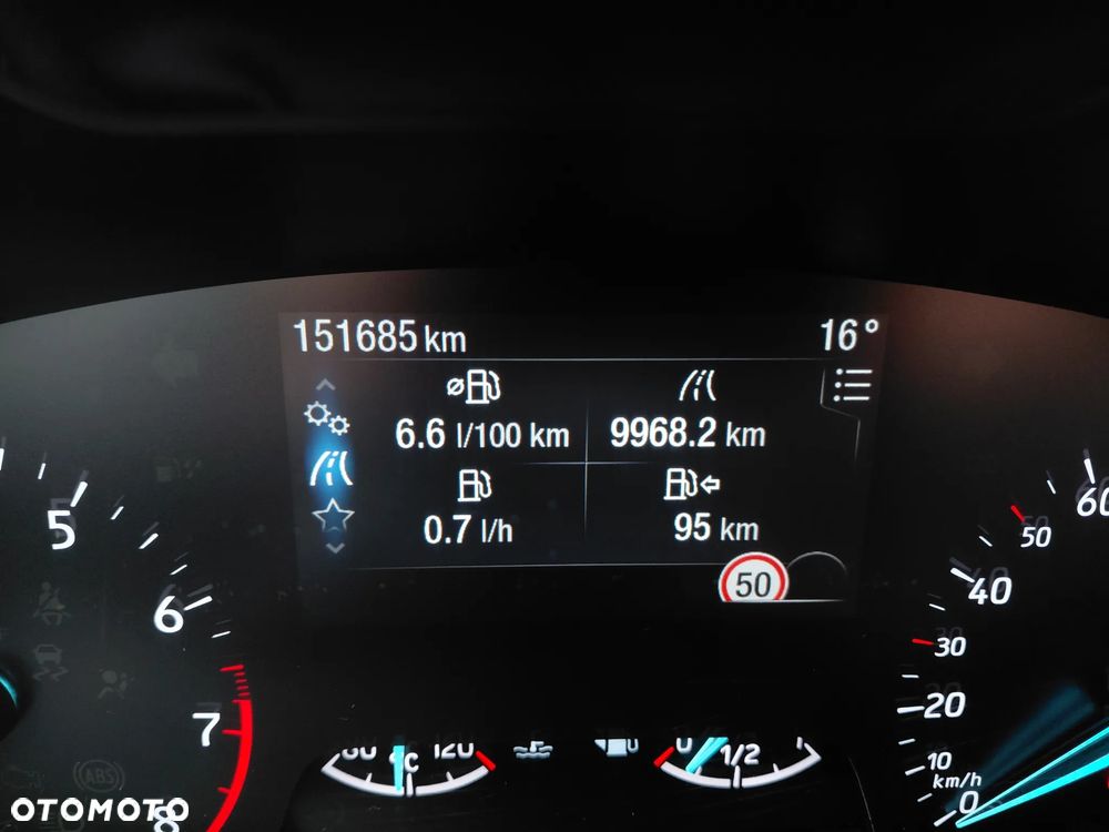 Ford Focus 1.5 EcoBoost Titanium - 15