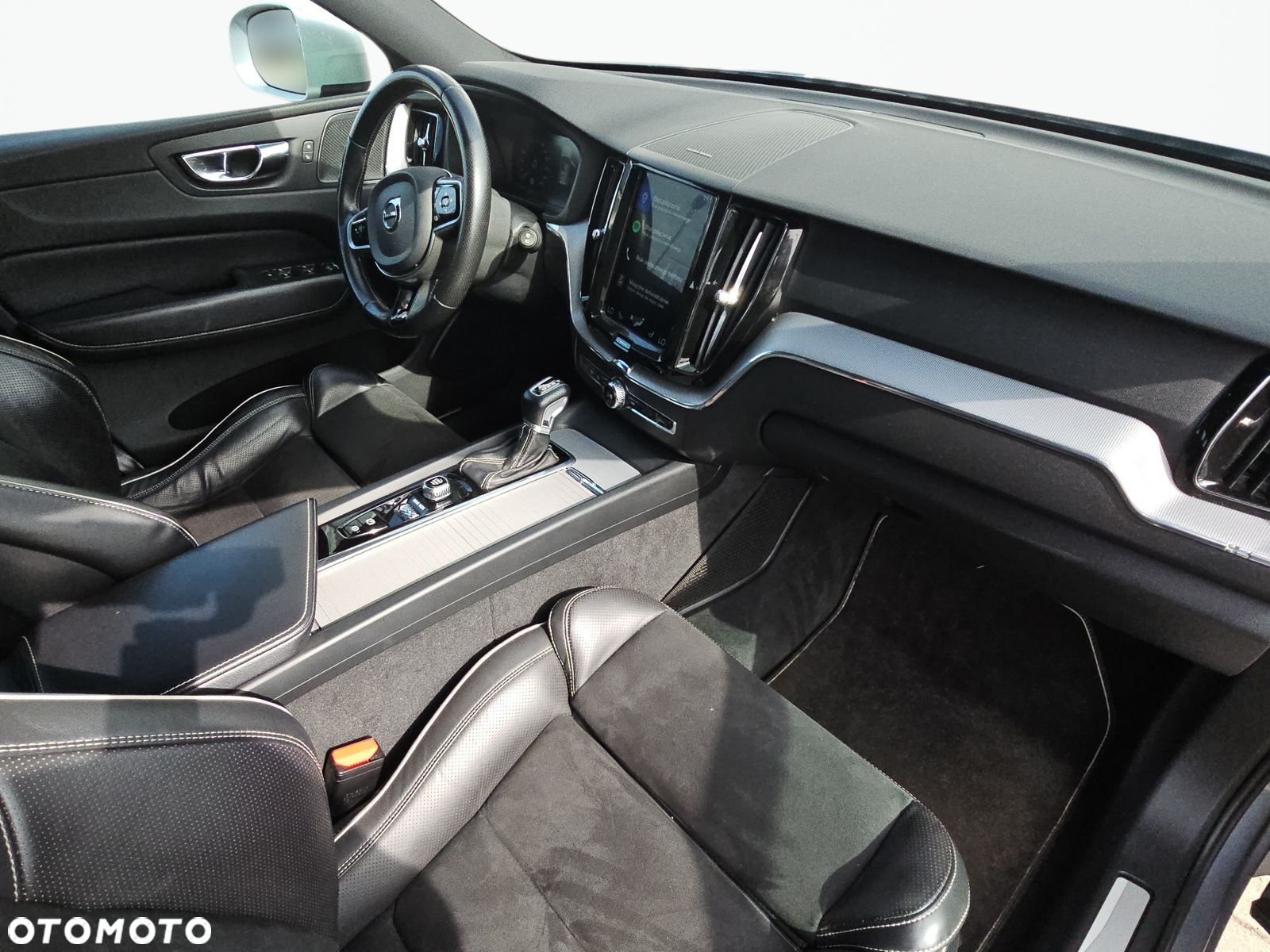 Volvo XC 60 D4 SCR R-Design - 17