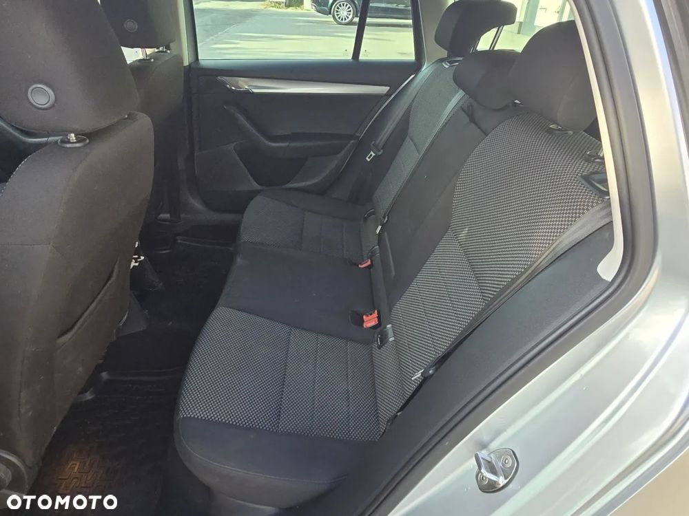 Skoda Octavia 1.6 TDI (Green tec) Style - 11