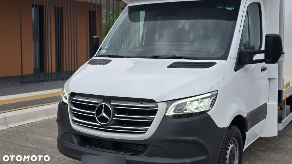 Mercedes-Benz SPRINTER 319 CDI 907 MAXI ❗️❗️ / AUTOMAT / ŁOPATKI / PODUSZKI PNEUMATYCZNE / KONTENER 10EP JEGGER / FULL OPCJA  / LEDY / XENON / WEBASTO / KONTENER MEBLOWY / RAMA / LAWETA / SALON POLSKA ❗❗ - 8