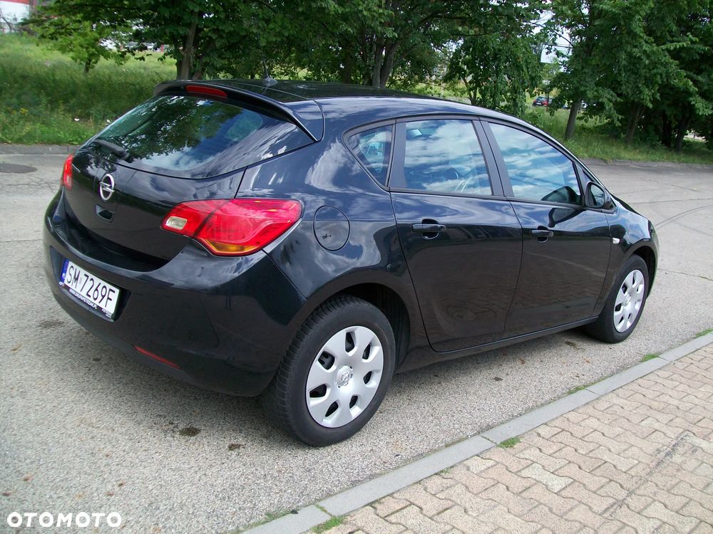 Opel Astra 1.4 Edition - 4