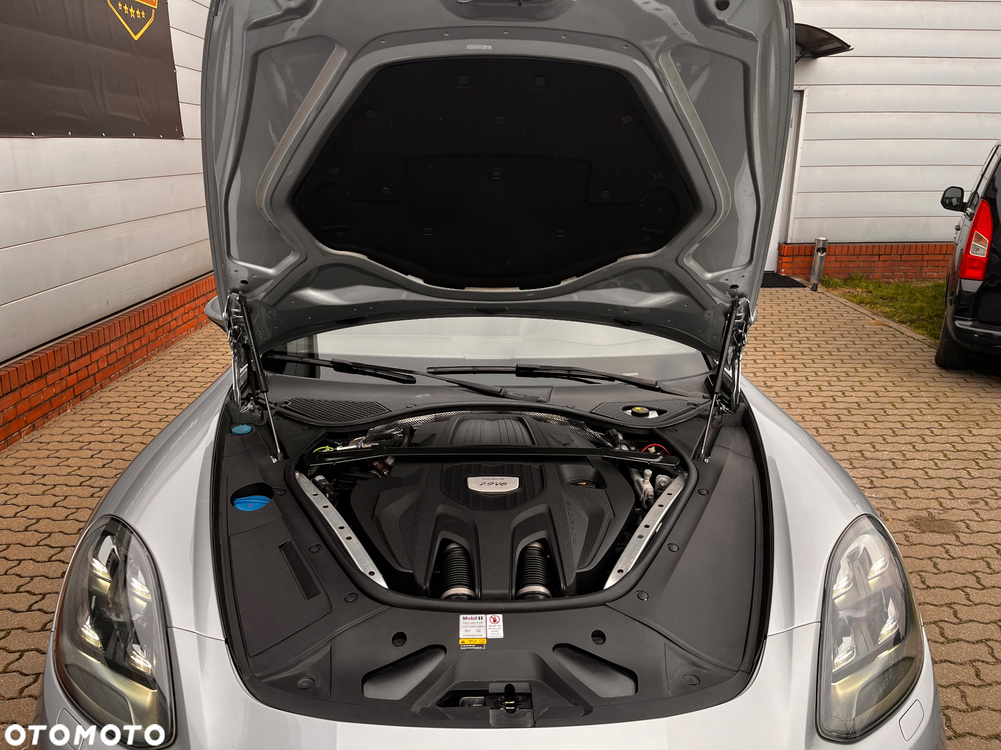 Porsche Panamera 4 - 23