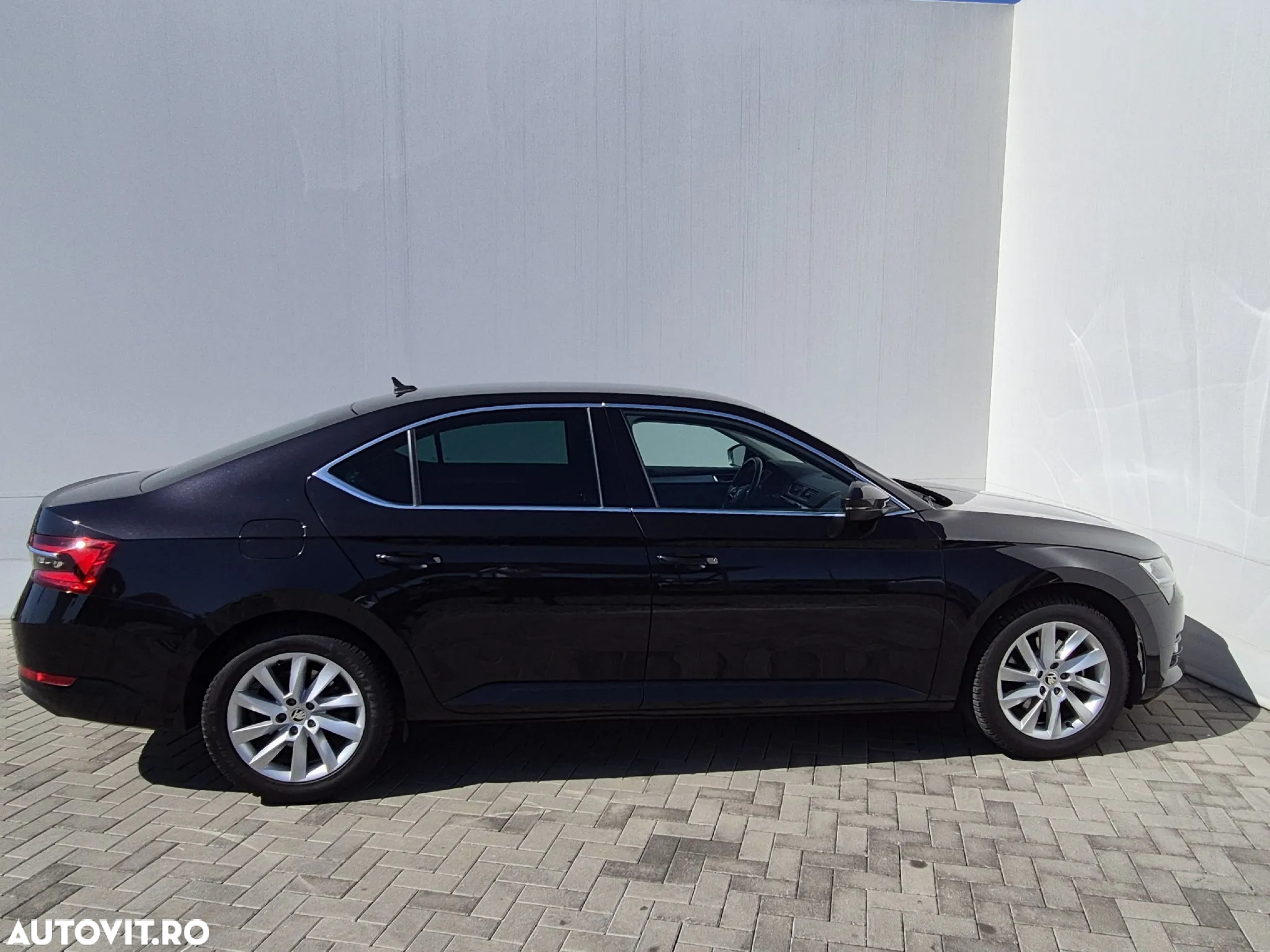 Skoda Superb 1.5 TSI DSG Ambition - 6