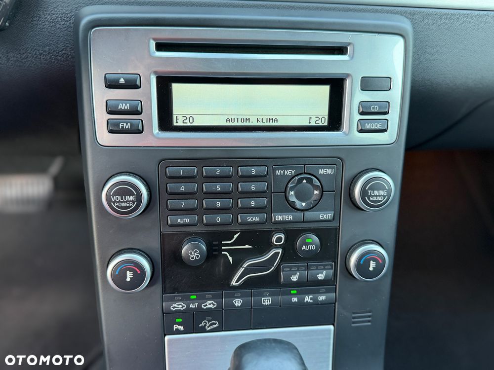 Volvo XC 70 3.2 AWD Ocean Race - 16