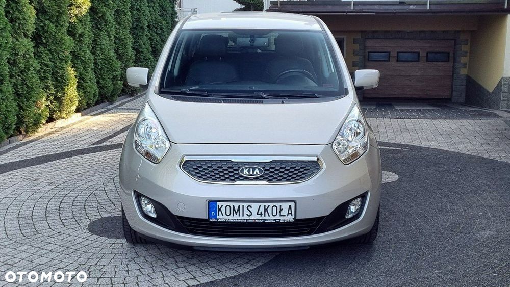 Kia Venga - 9