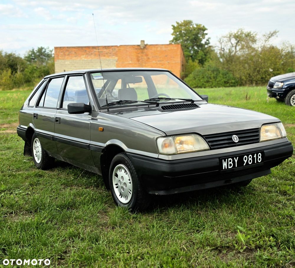 Polonez Caro - 2