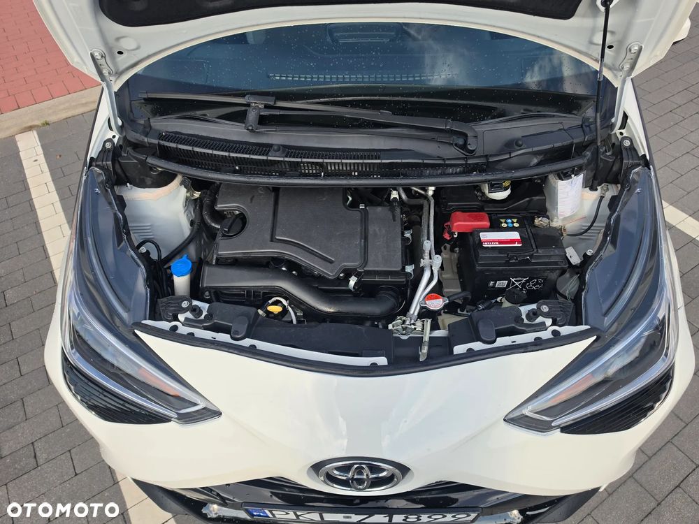 Toyota Aygo x-play touch - 25