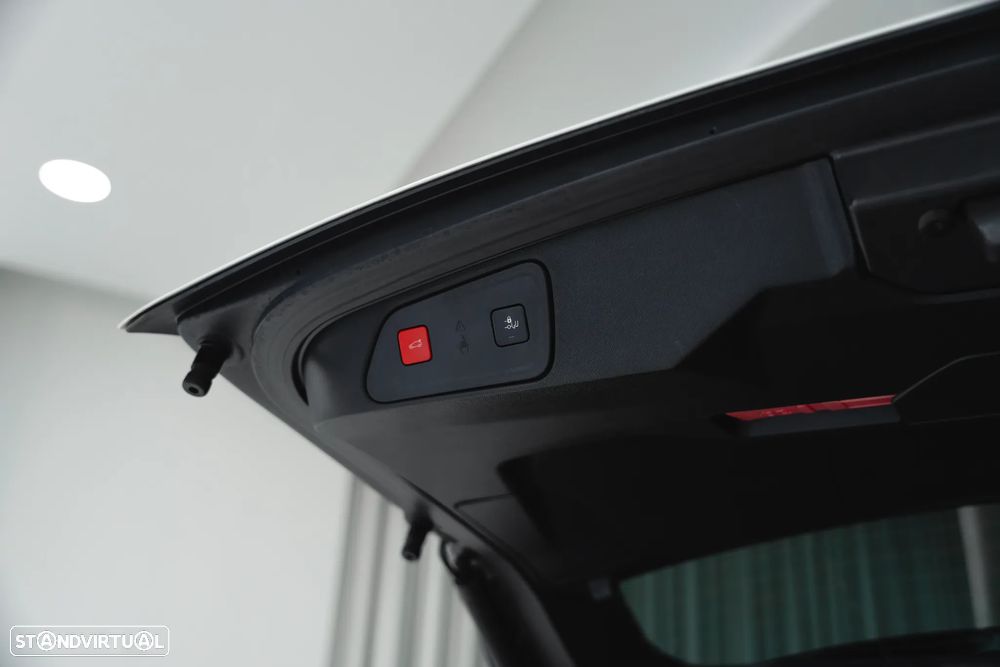 Peugeot 3008 BlueHDi 130 Stop & Start EAT8 GT - 55