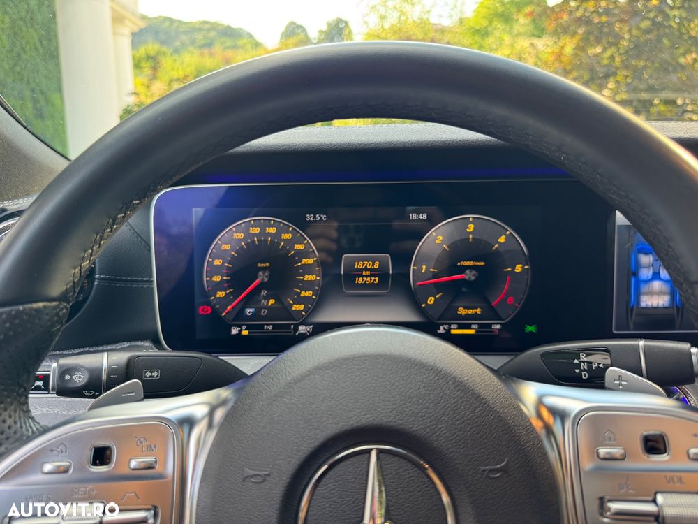 Mercedes-Benz CLS 350 d 4MATIC 9G-TRONIC AMG Line - 30