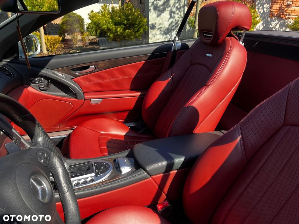 Mercedes-Benz SL 63 AMG - 19