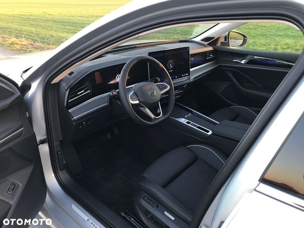 Volkswagen Passat - 25