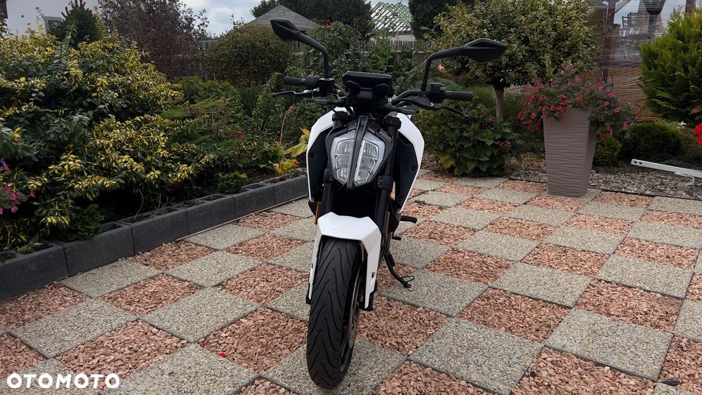 KTM Duke 125