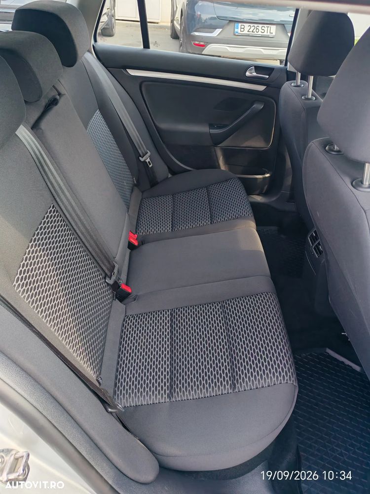VOLKSWAGEN Golf 2010 — imagine 11