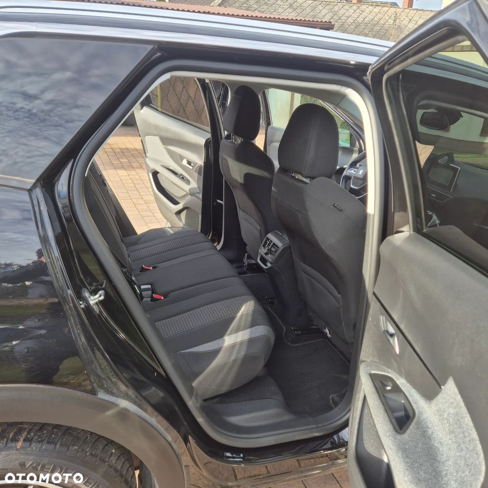 Peugeot 3008 PureTech 130 Stop & Start GPF Allure - 12