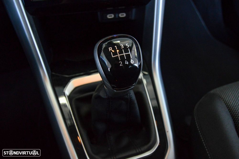 VW T-Roc 1.0 TSI Life - 42