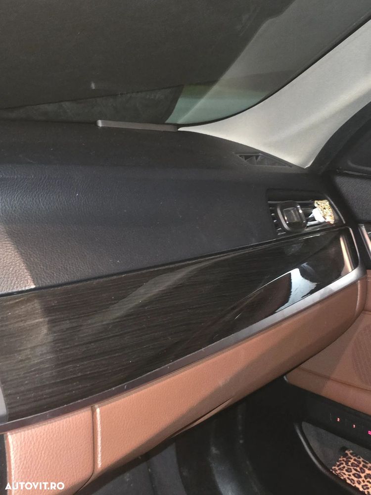 BMW Seria 5 520d EfficientDynamics Edition AT - 18