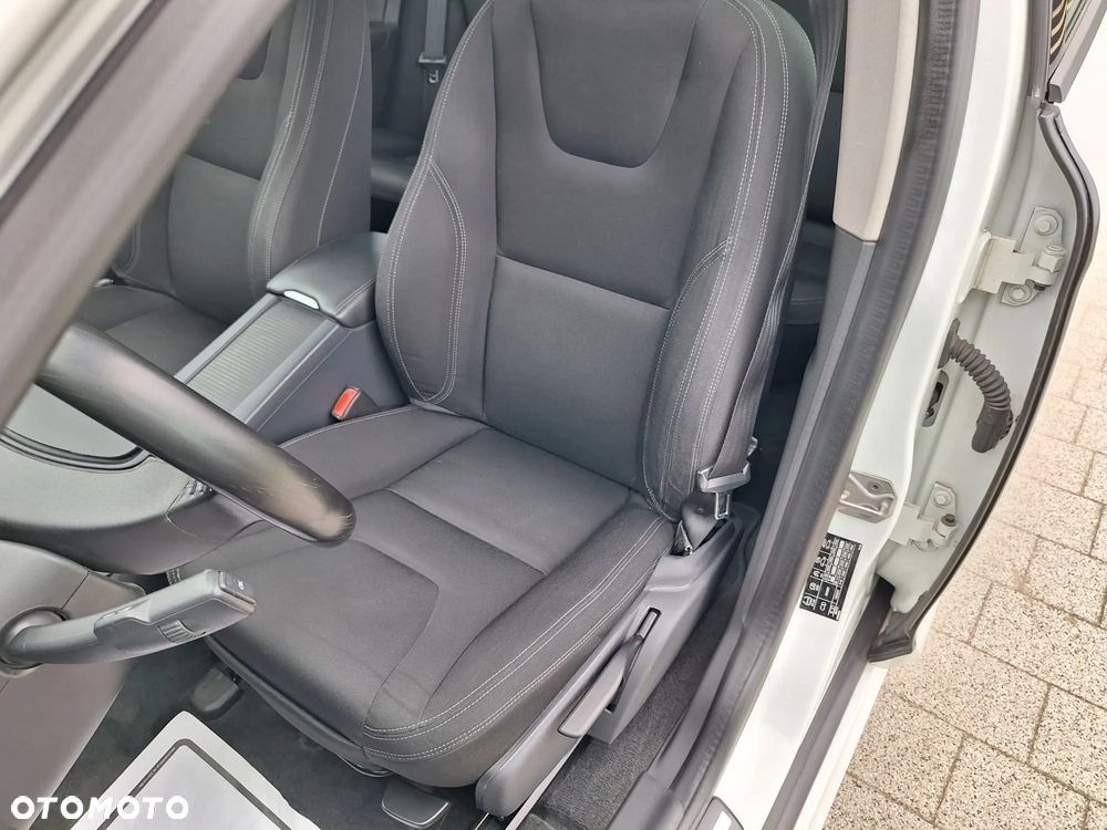 Volvo XC 60 - 12