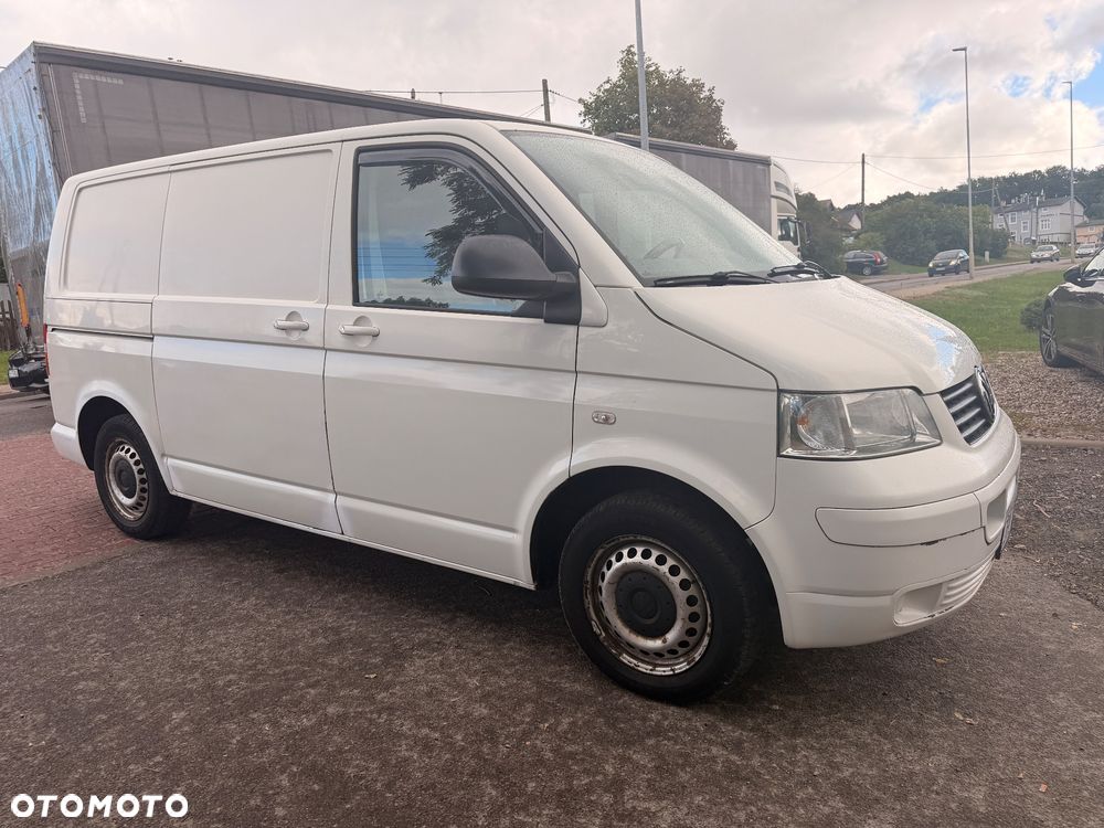 Volkswagen Transporter - 4