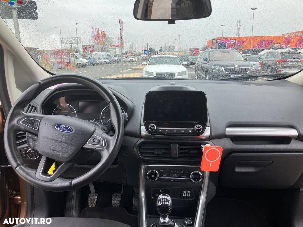 Ford EcoSport - 11