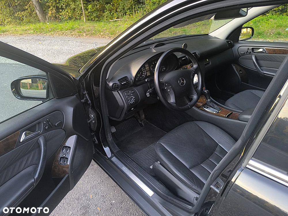Mercedes-Benz Klasa C 350 T Elegance 4-Matic - 7