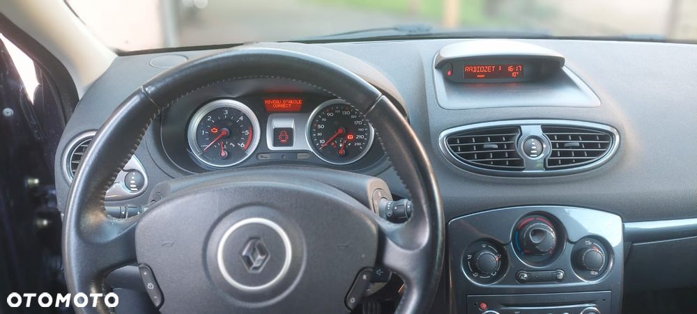 Renault Clio 1.5 dCi ESP Ripcurl - 6