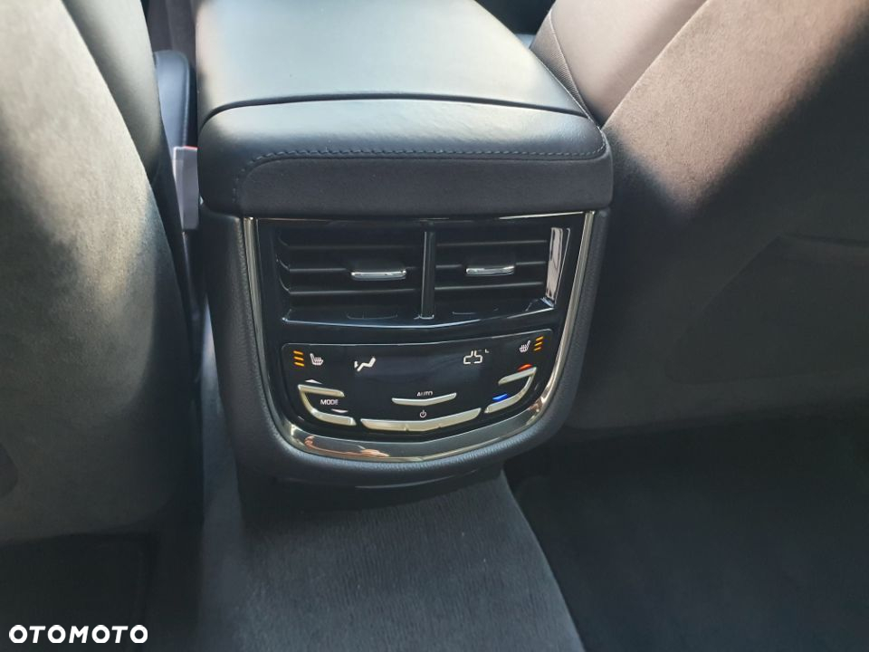 Cadillac CTS - 36
