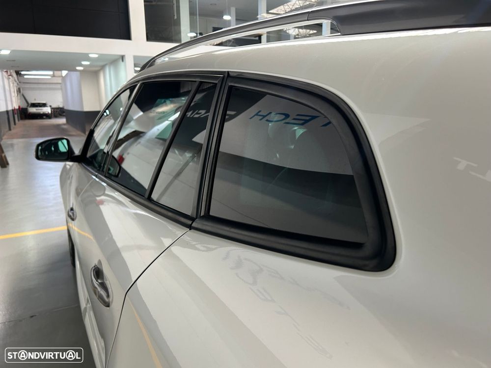 Renault Mégane Sport Tourer 1.5 dCi GT Line SS - 13