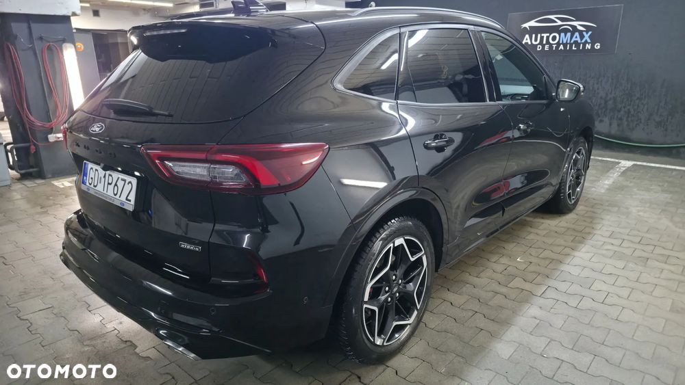 Ford Kuga 2.5P PHEV FWD ST-Line X eCVT - 16