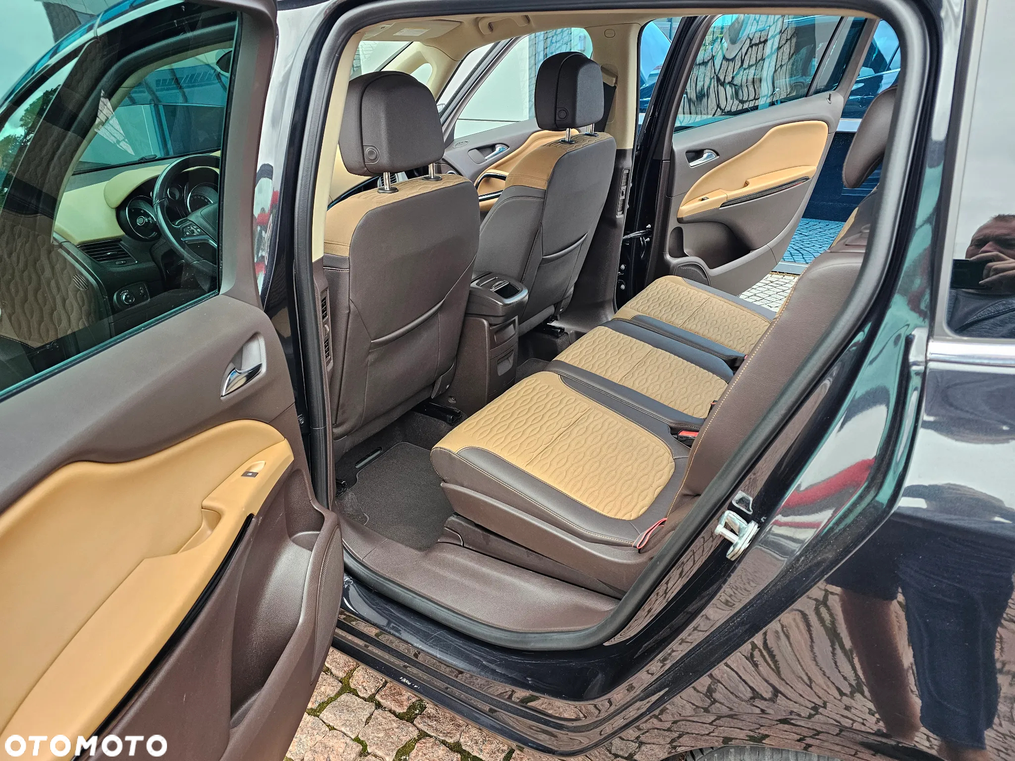 Opel Zafira Tourer 2.0 CDTI Automatik Business Innovation - 12