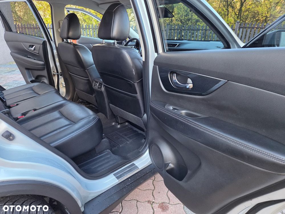 Nissan X-Trail 1.6 DCi N-Connecta 4WD EU6 - 28
