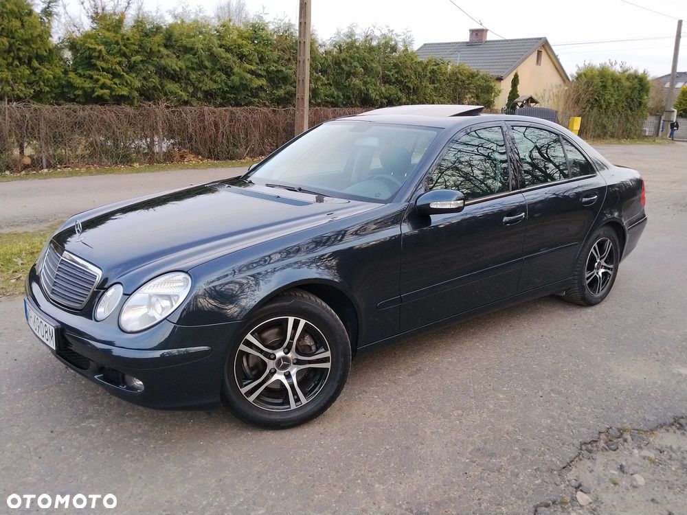 Mercedes-Benz Klasa E 200 Kompressor Classic Sport Edition - 14
