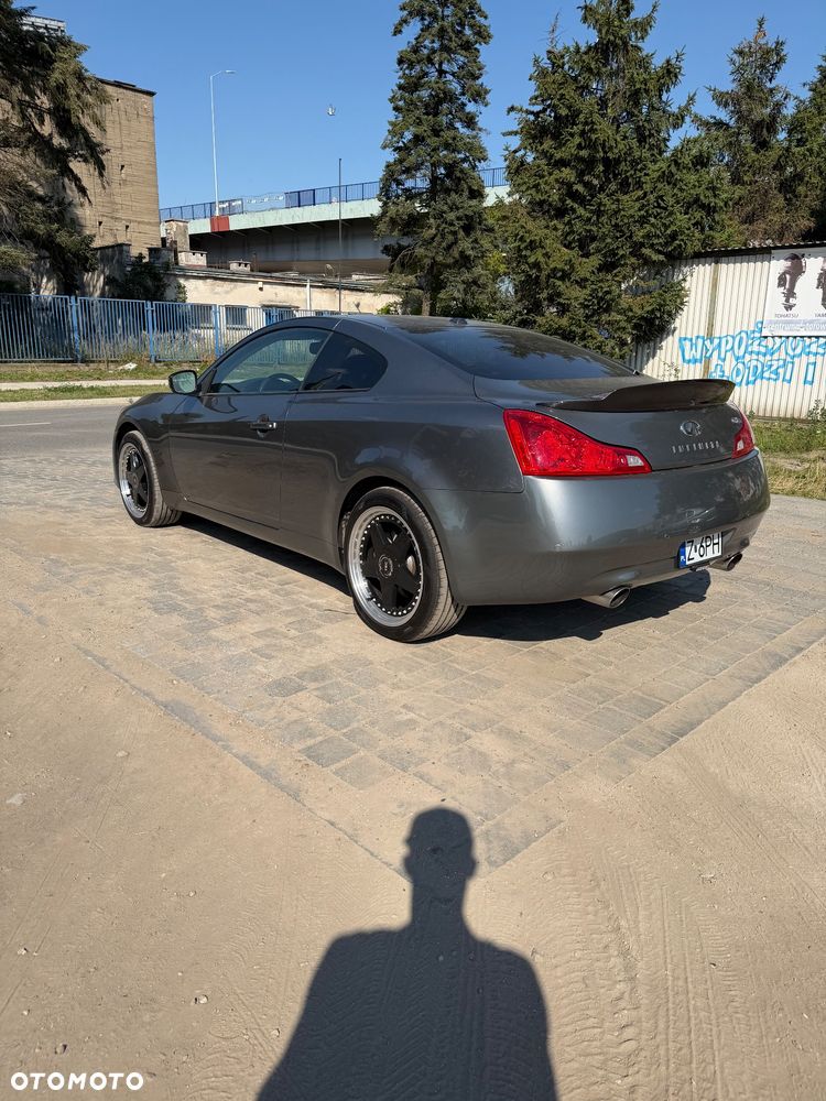 Infiniti G G37 - 1