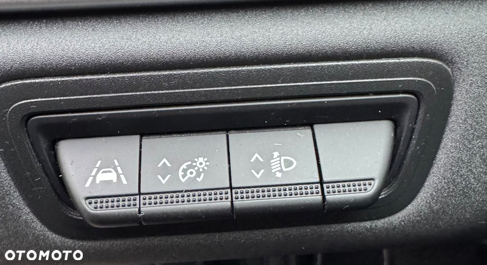 Renault Captur TCe 90 LIFE - 17