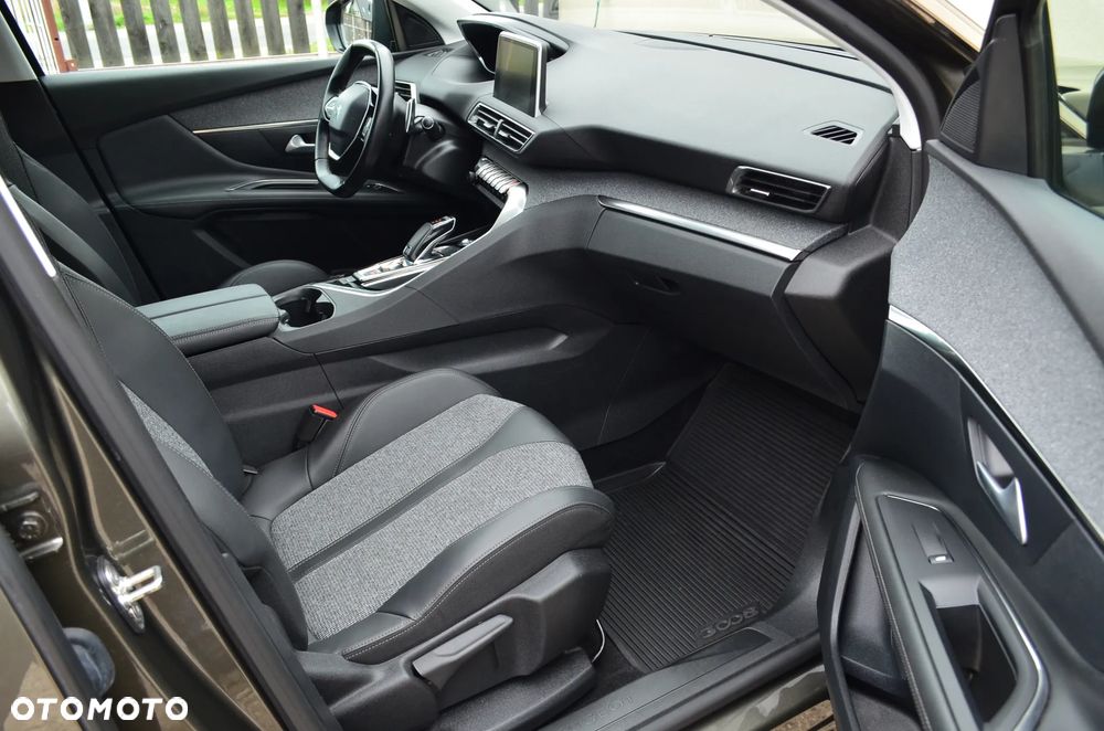 Peugeot 3008 BlueHDi 130 Stop & Start EAT8 Allure - 34