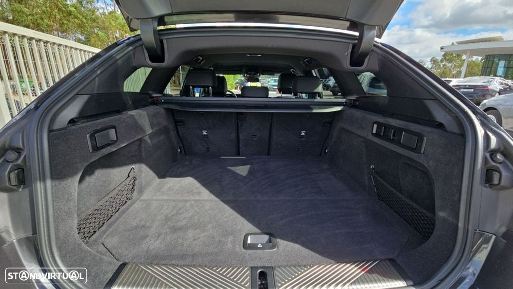 BMW 530 e Pack Desportivo M - 15