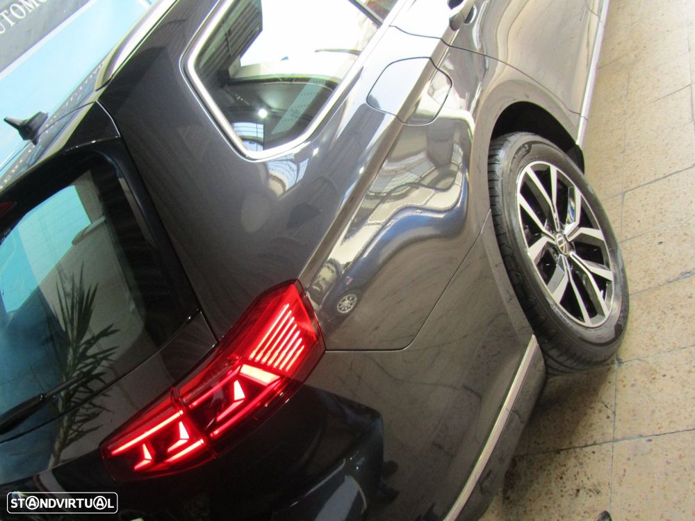 VW Passat Variant - 7